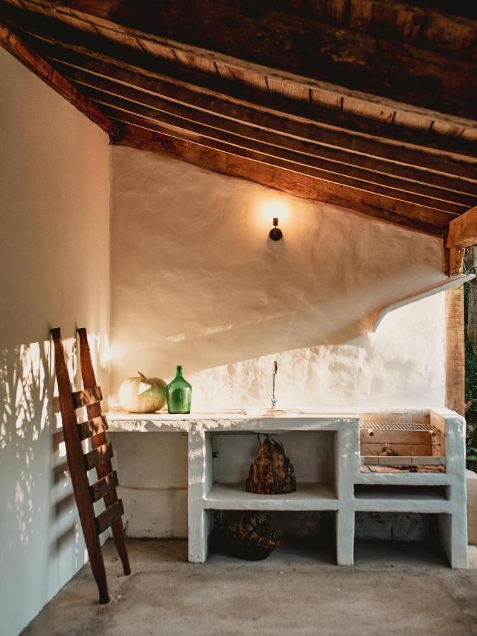 Epicos House, Your Home Away From Home. Nogueira  Kültér fotó
